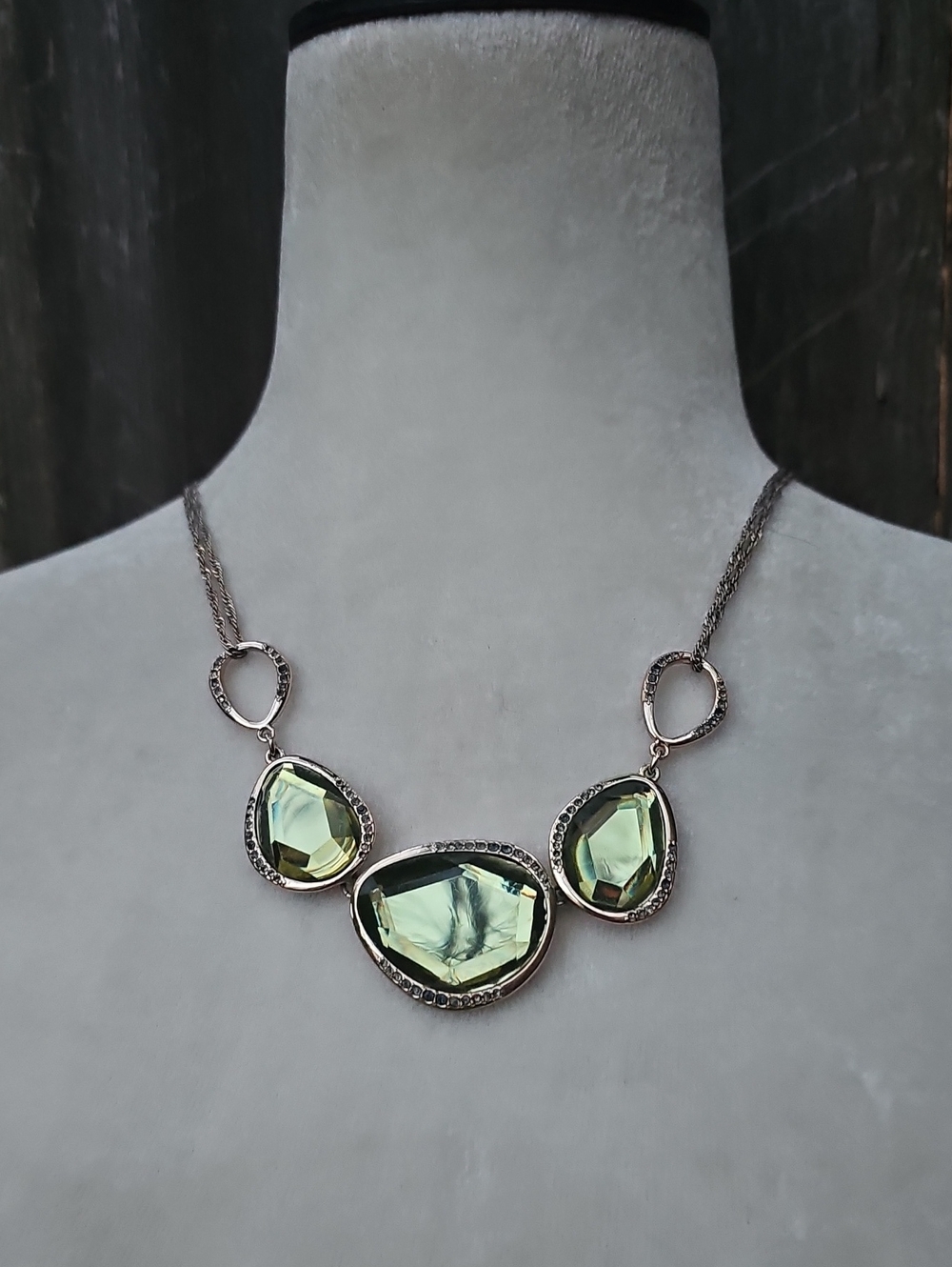 Kenneth Cole Gold Tone Pale Green Crystal Glass Stones Bib Necklace